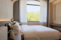 Yizhai Homestay (Luxun Former Residence Jindi Yintai City) - Scenic