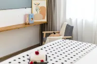 Floral Hotel· Building Qingran Private Shadow Seaview Villa Light Luxury Beauty Su