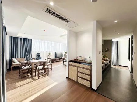 Ji Yi Hotel Отели в г. Цзиси