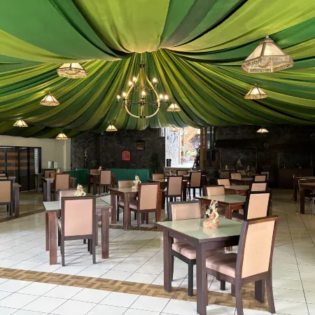 Hotel Pesona Bamboe