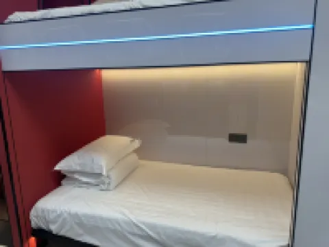 TATW E-sports Hotel (Zhanjiang Wanda)