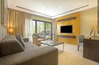 Dubai Marine Beach Resort & Spa