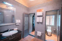 Junlong Business Hotel