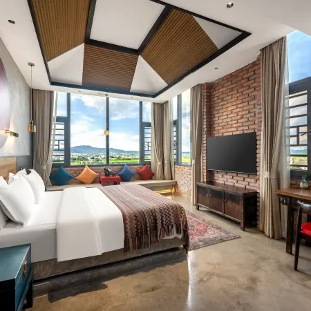 Bairan Theme Hotel