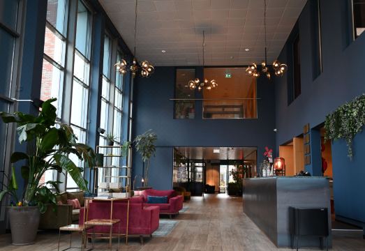 5. 암스테르담 아이..