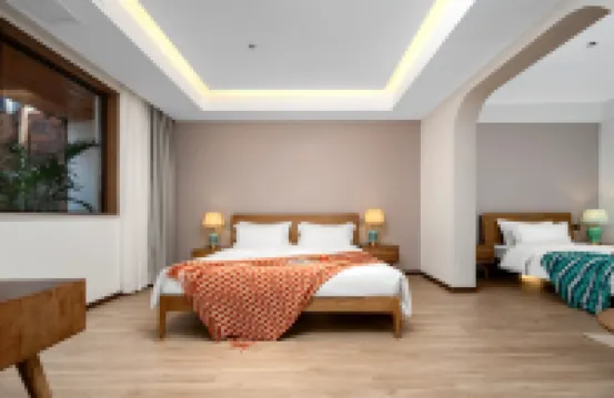 Gulou Li Homestay Luoyi Ancient City Lijingmen Cross Street Branch