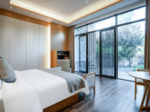 金湖水上森林·港府君瀾温泉度假酒店 金湖酒店