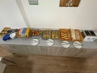 Trivelles Gatwick Hotel & Airport Parking - petit déjeuner