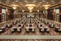 Beach Rotana Residences