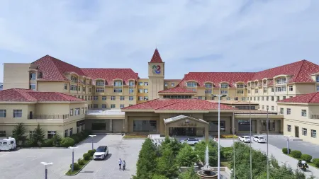 Mohe Peak Yuezhiyue Hotel Отели рядом с достопримечательностью «Сунхуа оригинальный лесной парк»