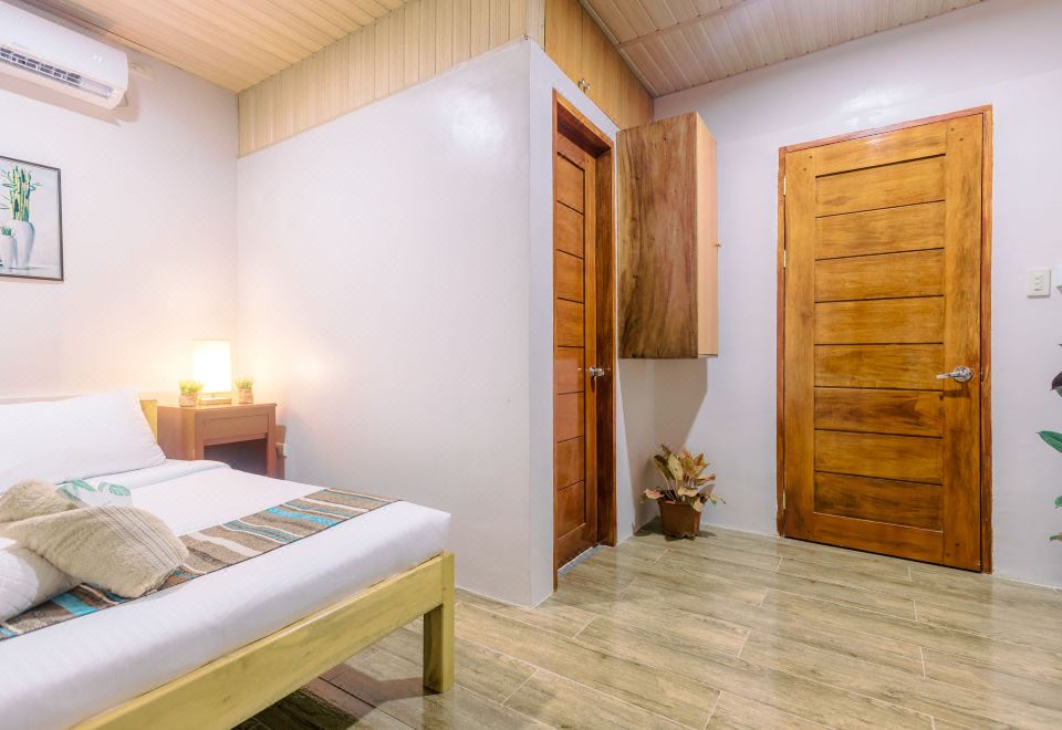 로복 강변 전경