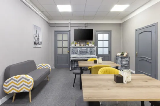 Lopatin (Лопатин) Невский 100 Отели рядом с достопримечательностью «Петропавловская крепость»