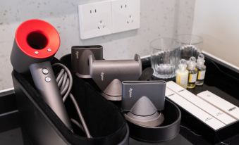 Heart&Island Island Mood · Lake View Homestay