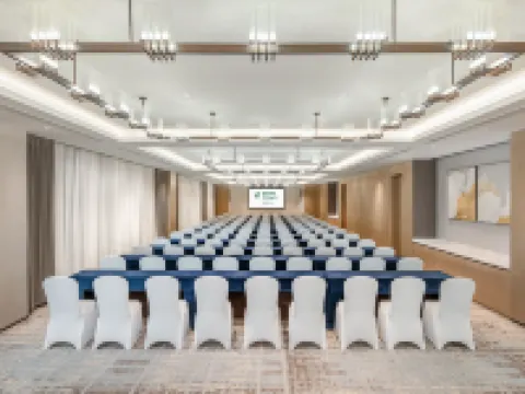Holiday Inn LIAOYUAN CITY CENTER by IHG Hotels in Liaoyuan