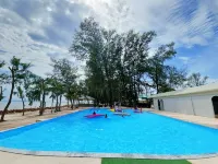 Suvarn Gleaw Thong Resort - Pools