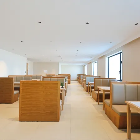 Art Hotel(Hunchun Commercial Street)
