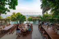 Mad Monkey Koh Sdach - breakfast