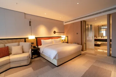 Ramada by Wyndham Huangshan Xiuning Отели рядом с достопримечательностью «Huangshan Panda Ecological Paradise»