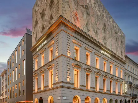 Pullman Budapest Отели рядом с достопримечательностью «Базилика святого Иштвана»