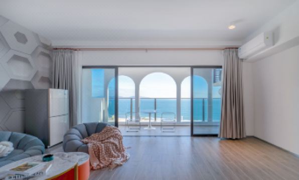 Xinhai Sea View Swimming Pool Villa(Poly Jinchowan Store)