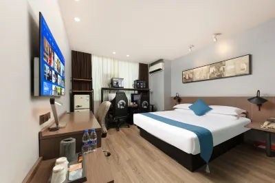 Wanxi INT E-Sports Hotel (Wuxi Sanyang Square)