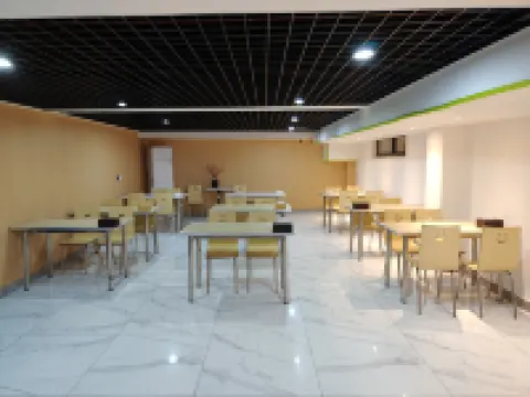 格林豪泰智選酒店（長興和平大道店）