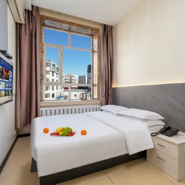 Longqing Business Hotel