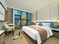 ECHIC Hotel (Guangzhou Zhengjia Plaza Tiyuxilu Subway Station) Hotels near مول تي