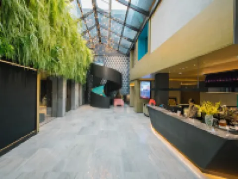 Blossom House Yangzhou Lakeside โรงแรมในหยางโจว