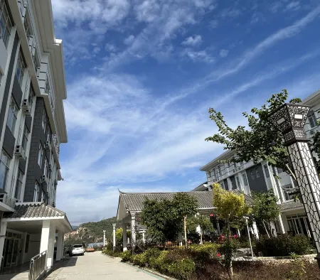 Xiaoyerong Mangxiang Wellness Center Отели в г. Хуапин