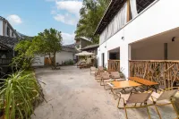 Fanjing Mountain Four Courtyard Homestay - palestra