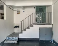 A Little Bit Townhouse
