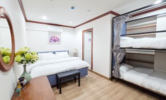 Vintana Siam Bangkok Hotel
