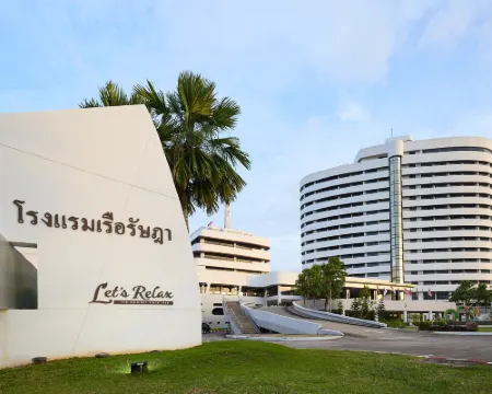 ルア ラサダー ホテル トランのホテル