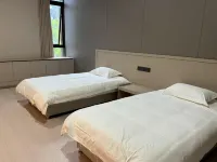 Zhuji Wenshige Loft Hotel