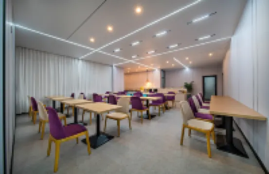 Lianjiang Fengying Hotel (Yinghua Garden Yuexin Square Branch, Tangshan Mountain Scenic Area)