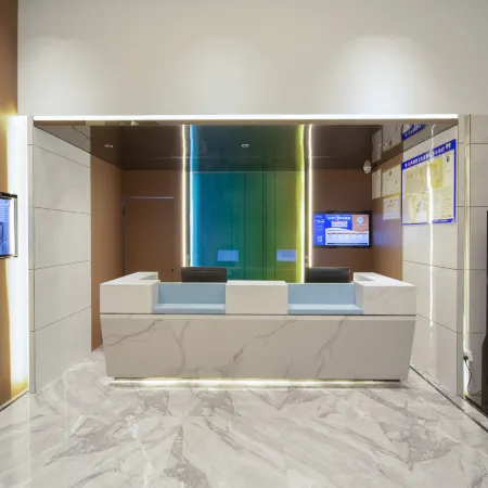 Yestour Hotel (Guigang Pingnan Government Center Shopping Plaza)