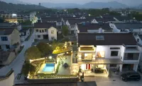Jiuhuashan Lianzi Homestay (Jiuhuashan Scenic Area Tourist Service Center)