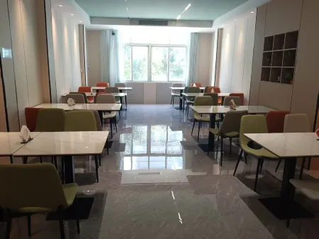 GreenTree Select Hotel (Chongzuo Daxin County Detian Plaza)