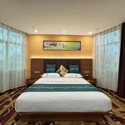 Nanning Qinglin Holiday Hotel Отели рядом с достопримечательностью «Гора Цинсю»