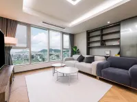 Le Collective Busan Station Hotels in Busan