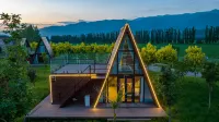 Qixi Cavalry Camp (Nalati Huaguo Mountain Tourist Area Store) Hotels in Кюнес