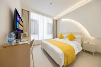 Cen Cen Warm Room