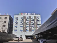 On and Off(Sungui Station) Hotels near Dong-gu