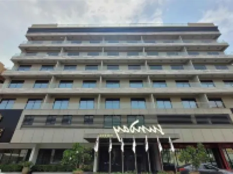 サンデー ラグジュアリー ダウンタウン アドリヤ フォーマリー ジュエル ホテル マナーマのホテル