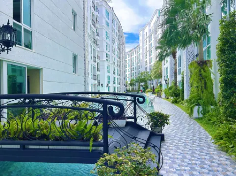 Olympus Starred Condo Pattaya Отели рядом с достопримечательностью «Роял Гарден Плаза»