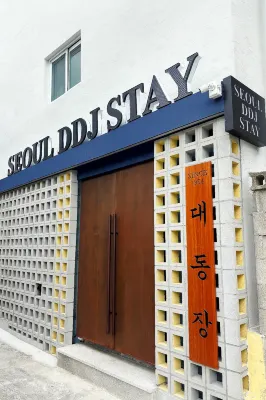 Seoul DDJ STAY - Hostales