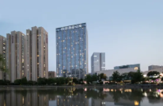 秋思城市景觀公寓（南部商務區羅蒙環球城店）