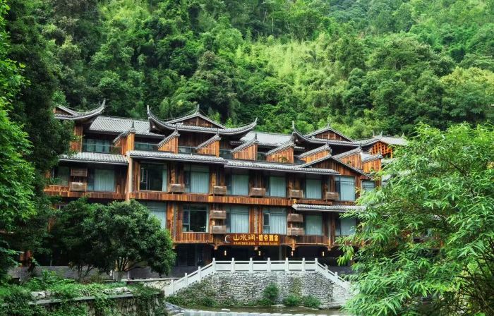 Shanshuijian • Dehang Yashe Hotel (Dehang Grand Canyon Scenic Area Branch)