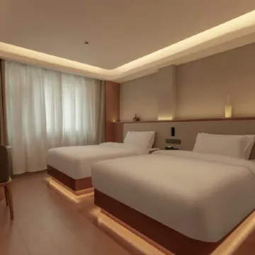 Weining Yixin Hotel